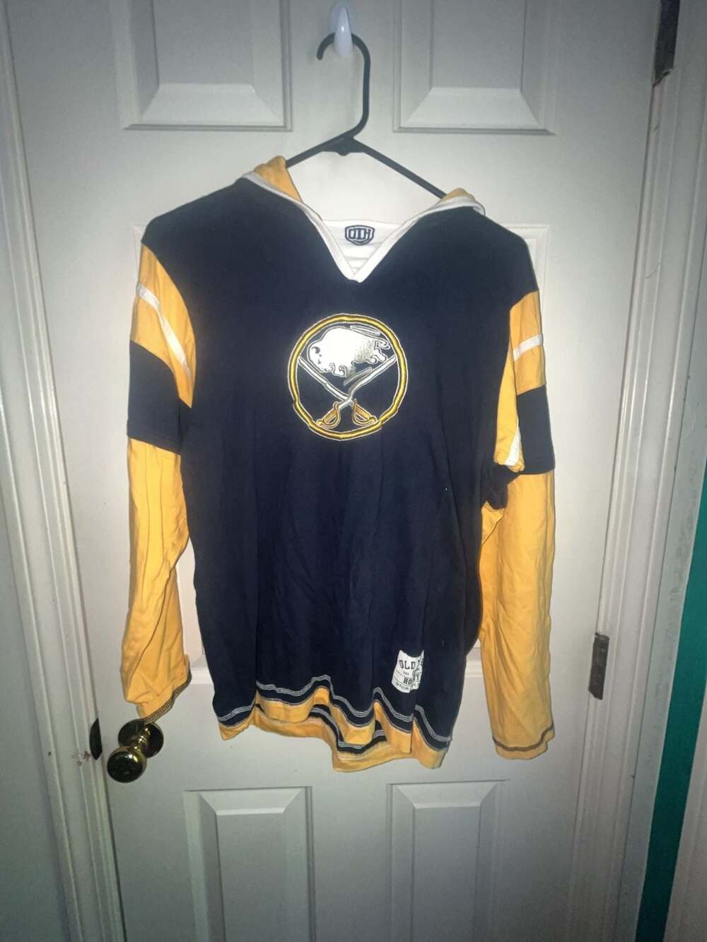 Old Time Hockey Buffalo Sabres NHL Long Sleeve V-Neck Hooded Jersey Shirt XL